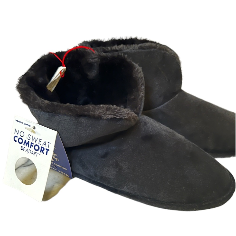 Dearfoams Women’s Slipper Boot.  No Sweat Comfort Tech . sz 11/12
